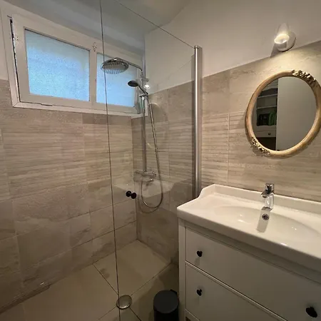 Authentique Le Cactus Entierement Renovee Climatisee Proche Des Plages Du Centre Du Lavandou Et Du Supermarche * Bormes-les-Mimosas