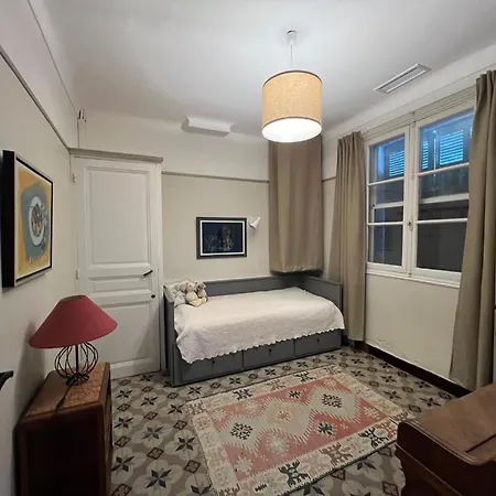 Authentique Le Cactus Entierement Renovee Climatisee Proche Des Plages Du Centre Du Lavandou Et Du Supermarche *