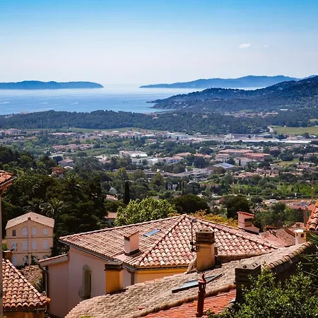 Vila Authentique Le Cactus Entierement Renovee Climatisee Proche Des Plages Du Centre Du Lavandou Et Du Supermarche