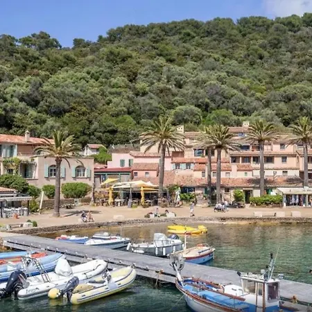 Authentique Le Cactus Entierement Renovee Climatisee Proche Des Plages Du Centre Du Lavandou Et Du Supermarche Villa Bormes-les-Mimosas