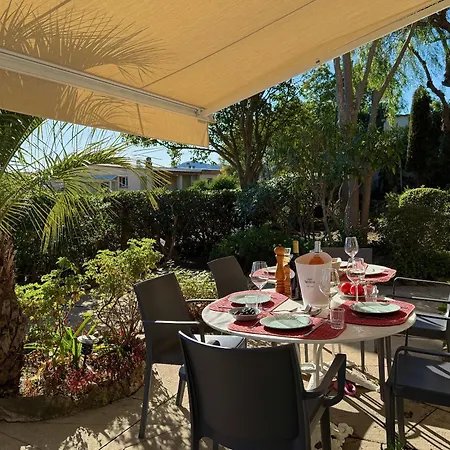 Villa Authentique Le Cactus Entierement Renovee Climatisee Proche Des Plages Du Centre Du Lavandou Et Du Supermarche